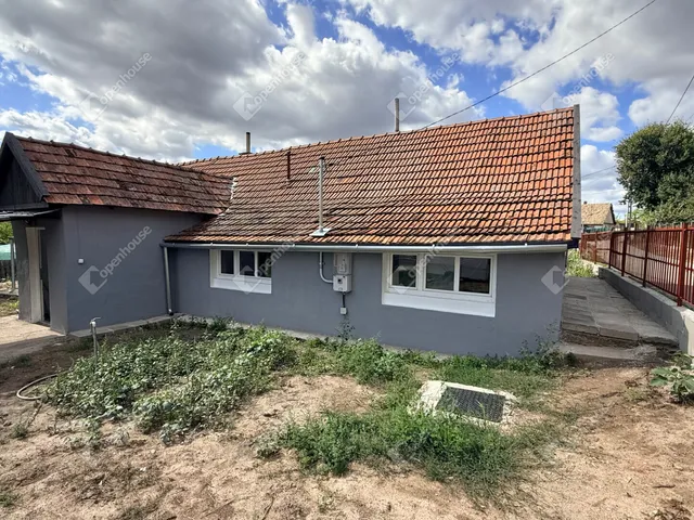 Eladó ház Pánd 75 nm