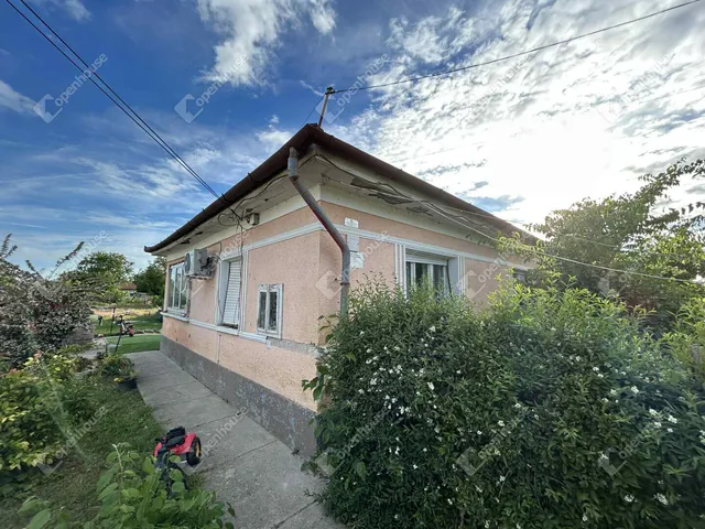 Eladó ház Tápióbicske 78 nm