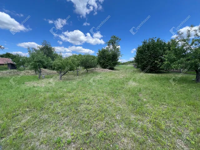 Eladó telek Monor 2837 nm