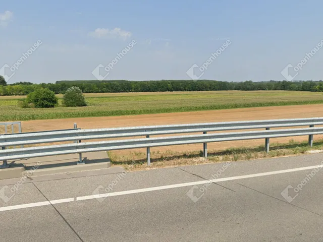 Eladó telek Péteri 24147 nm