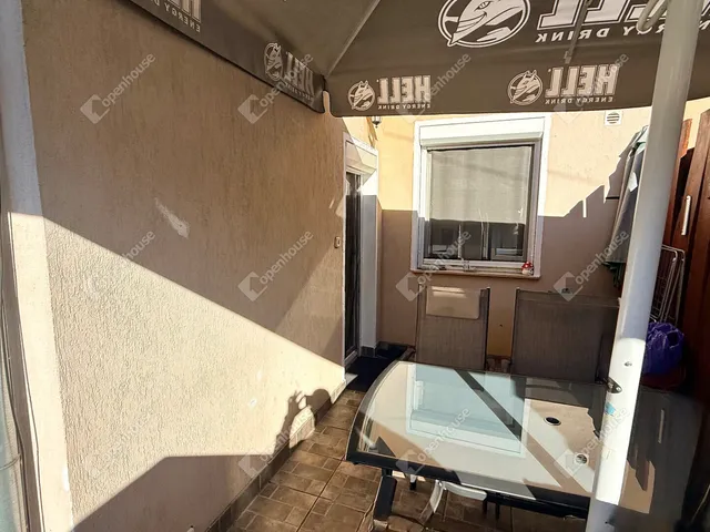 Eladó lakás Üllő 130 nm