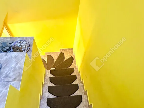 Eladó lakás Üllő 130 nm