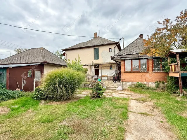 Eladó ház Pilis 218 nm