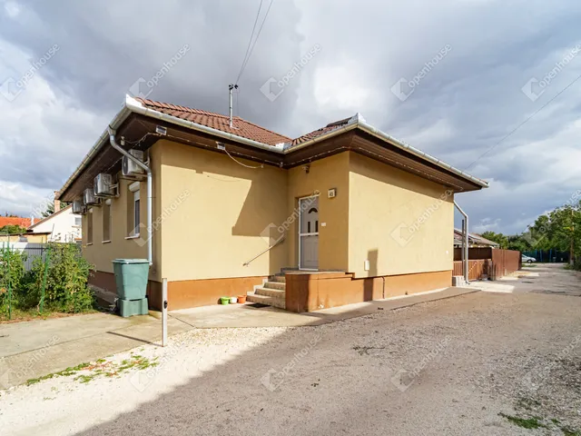 Eladó ház Monor 92 nm