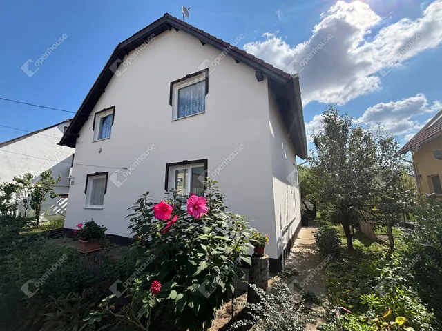 Eladó ház Budapest XVII. kerület, Rákoscsaba-Újtelep 171 nm