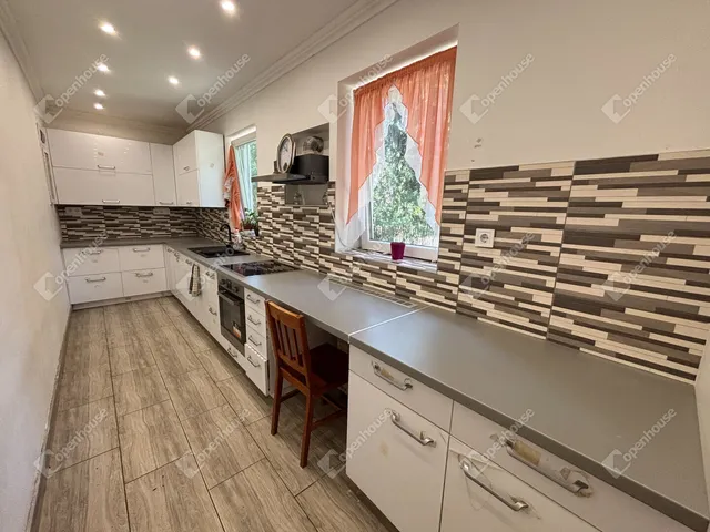 Eladó ház Nyáregyháza 65 nm