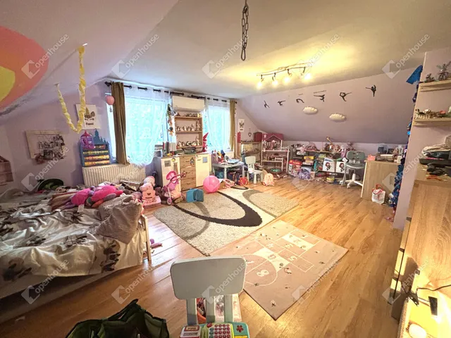 Eladó ház Kóka 240 nm