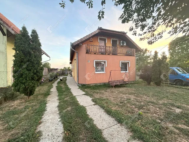 Eladó ház Kóka 240 nm
