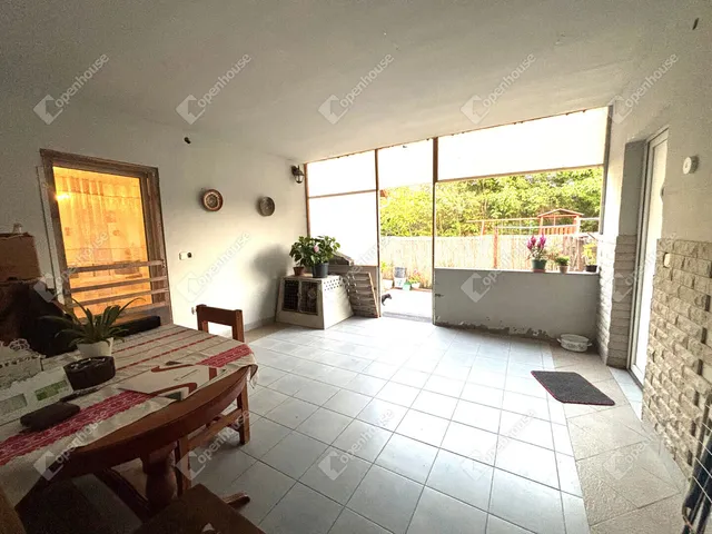 Eladó ház Kóka 240 nm