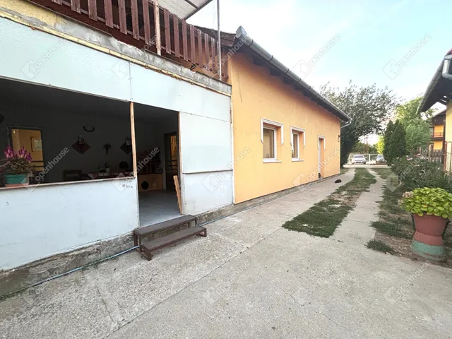 Eladó ház Kóka 240 nm