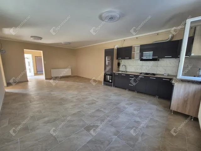 Eladó ház Monor 70 nm