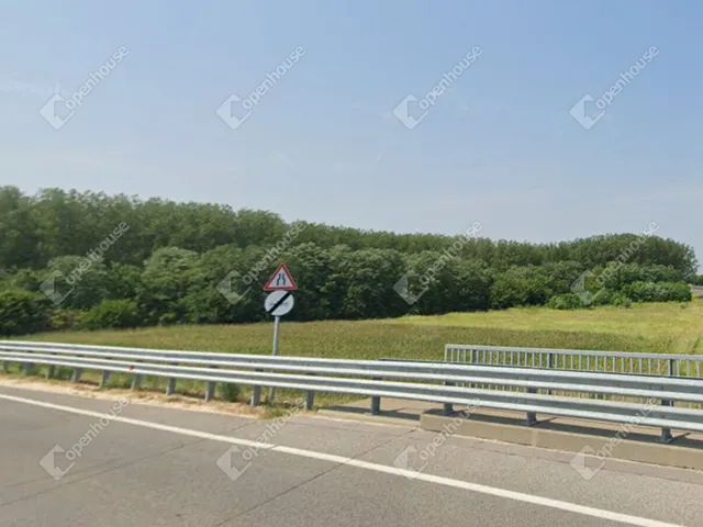 Eladó telek Péteri 7384 nm