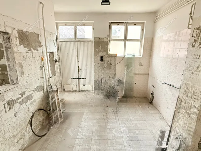 Eladó telek Monor 429 nm