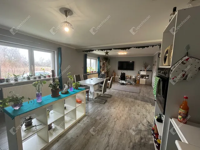 Eladó ház Monor 94 nm