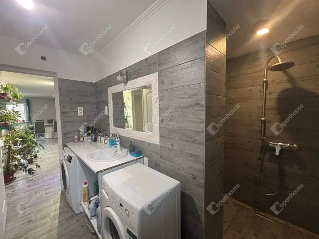 Eladó ház Monor 94 nm