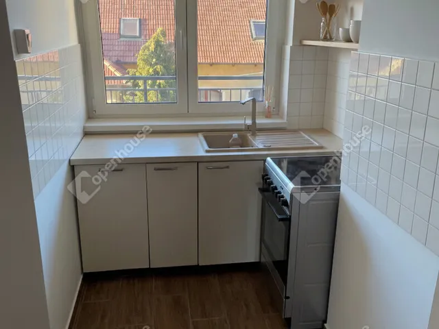 Eladó lakás Monor 73 nm