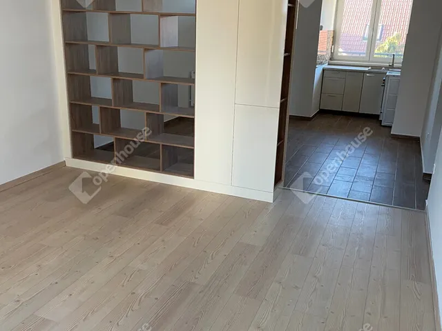 Eladó lakás Monor 73 nm