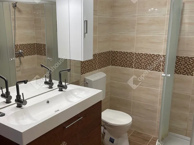 Eladó lakás Monor 73 nm