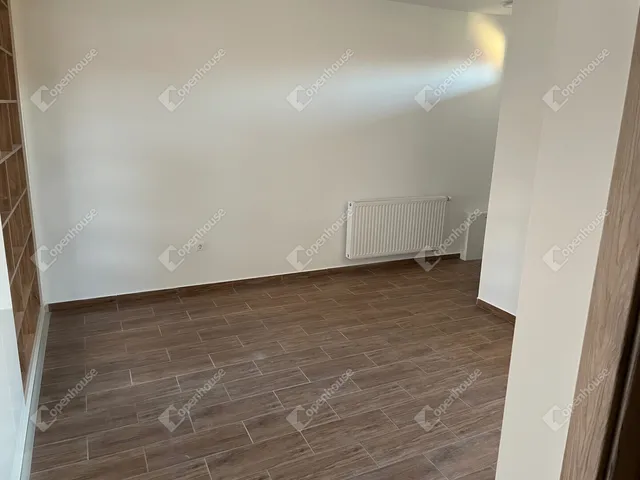 Eladó lakás Monor 73 nm