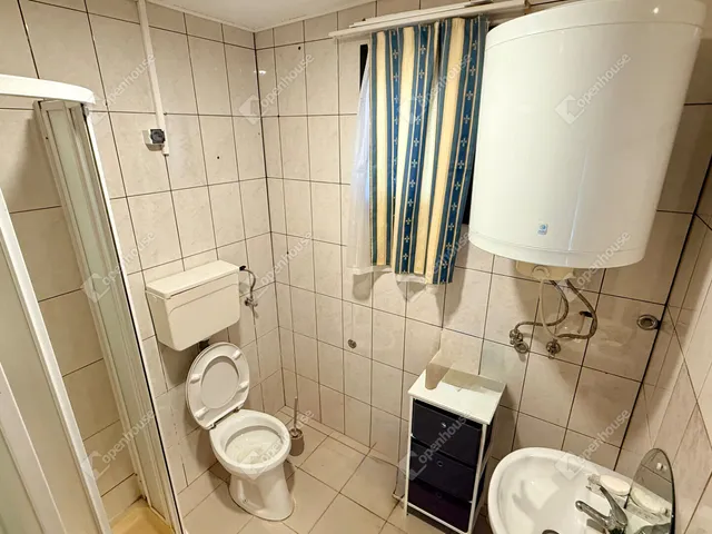 Eladó üdülő és hétvégi ház Gomba 63 nm