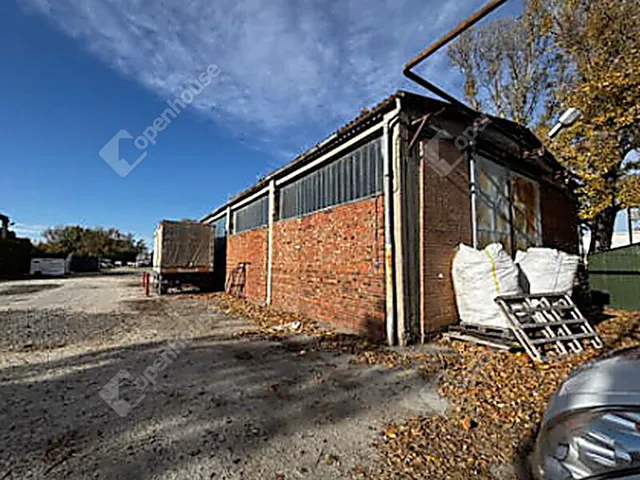 Eladó kereskedelmi és ipari ingatlan Budapest XXII. kerület 838 nm