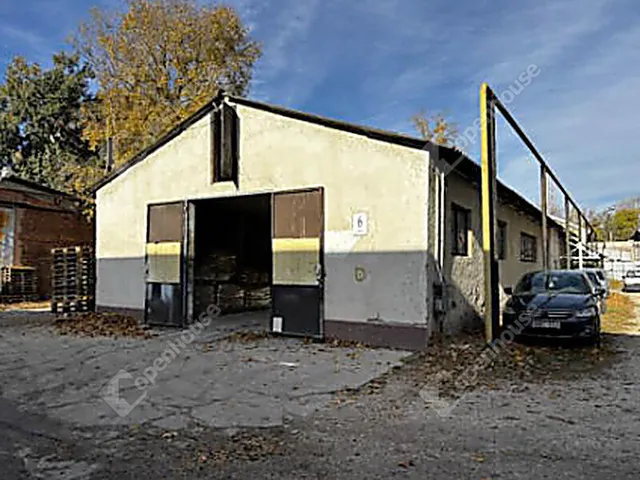 Eladó kereskedelmi és ipari ingatlan Budapest XXII. kerület 838 nm