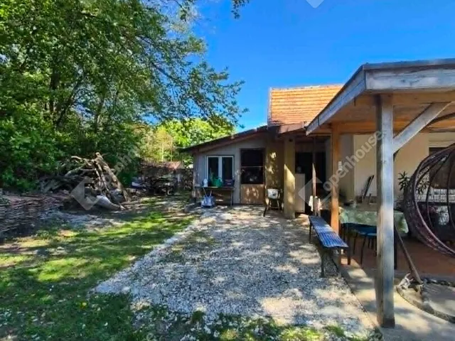 Eladó ház Gomba 82 nm