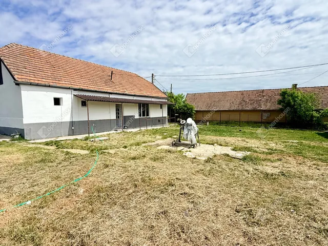 Eladó ház Pánd 76 nm