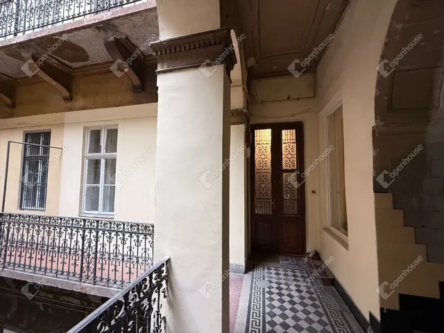 Eladó lakás Budapest VI. kerület 90 nm