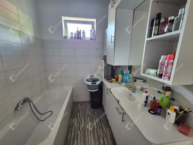 Eladó lakás Gyömrő 71 nm