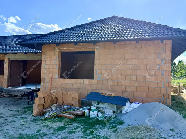 Eladó ház Sülysáp 99 nm