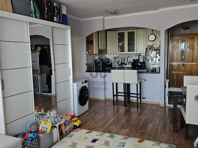 Eladó lakás Szolnok, Belváros 54 nm