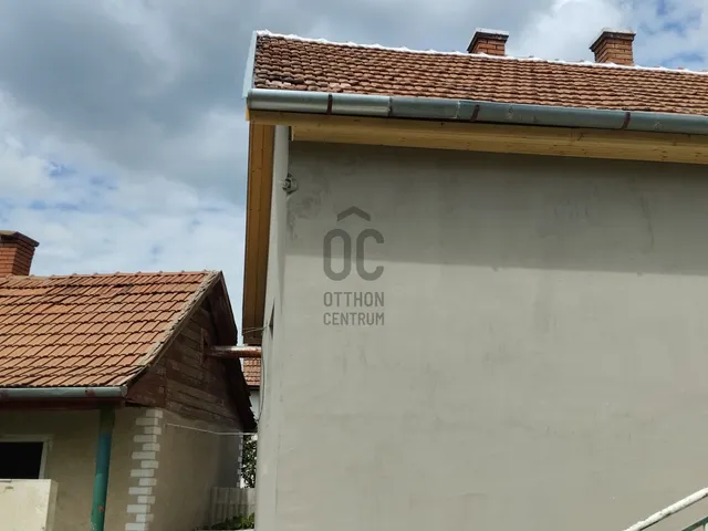 Eladó ház Újszász 56 nm