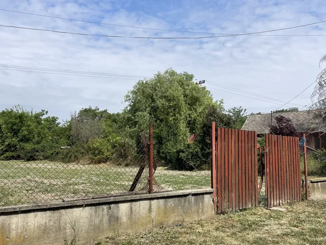 Eladó telek Abony 1144 nm