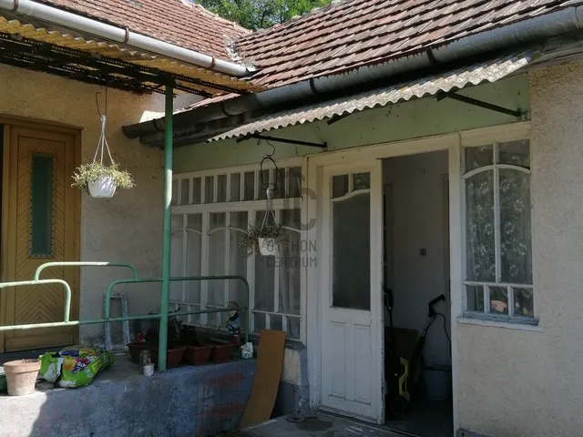 Eladó ház Újszász 80 nm