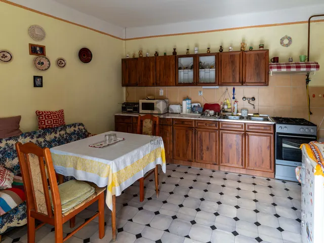 Eladó ház Abony 67 nm