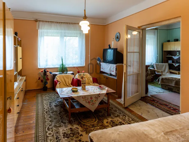 Eladó ház Abony 67 nm