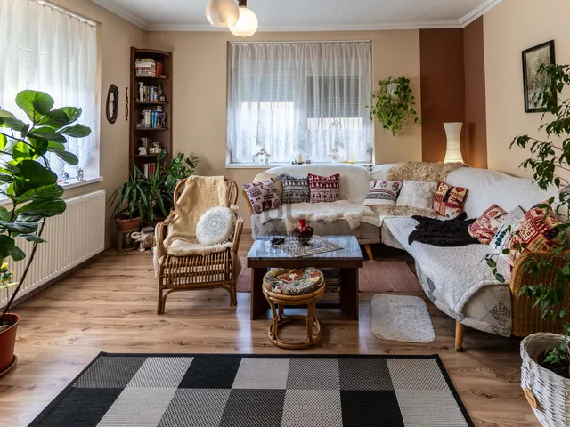 Eladó lakás Abony 89 nm