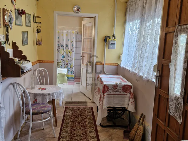 Eladó ház Jászkarajenő 52 nm