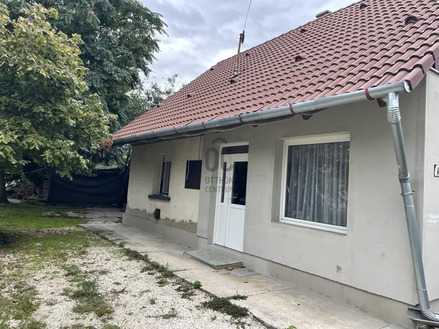 Eladó ház Abony 58 nm