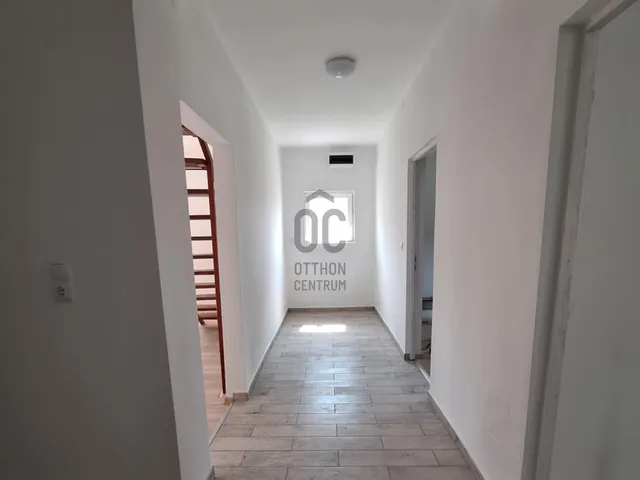 Eladó ház Újszász 110 nm