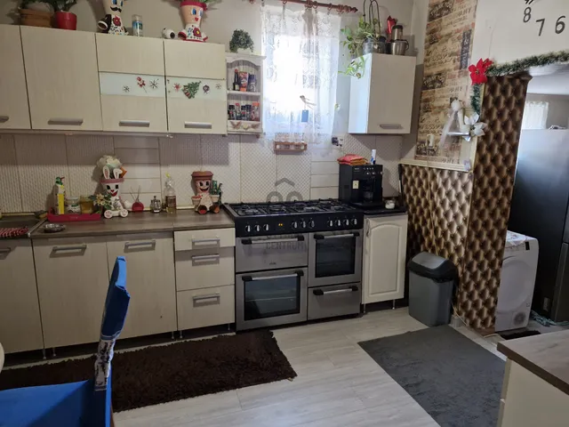 Eladó ház Abony 102 nm