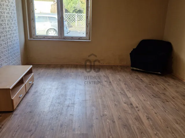 Eladó ház Abony 73 nm