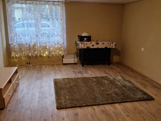 Eladó ház Abony 73 nm