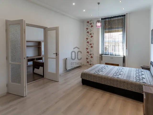 Eladó lakás Szolnok, Belváros 80 nm