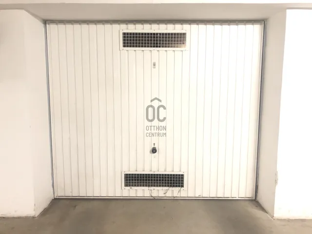 Eladó garázs Szolnok 22 nm