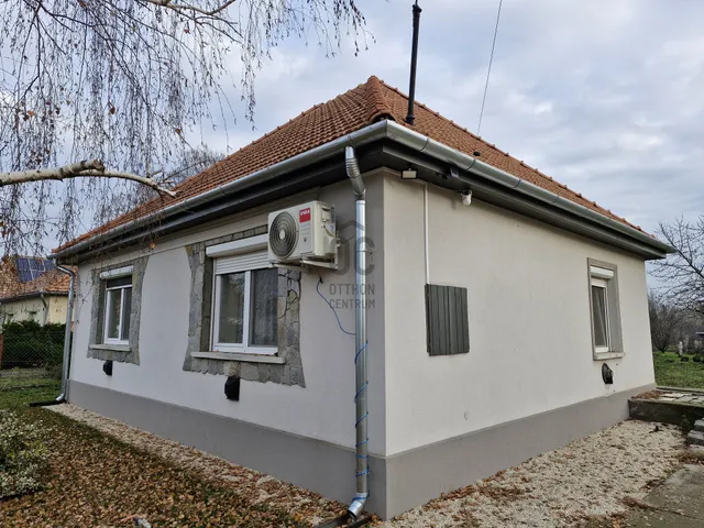 Eladó ház Abony 55 nm