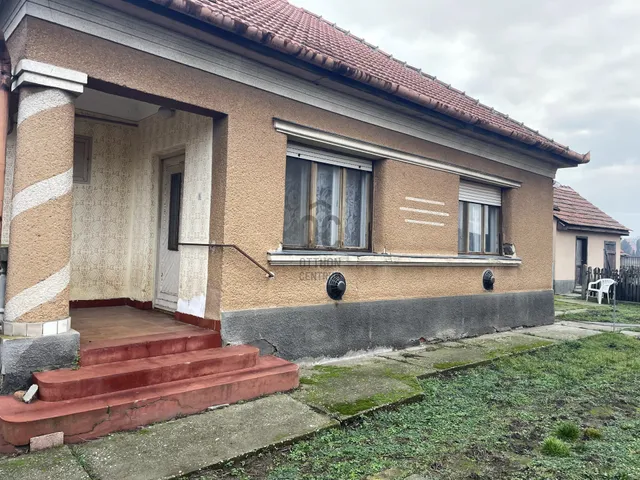 Eladó ház Abony 64 nm