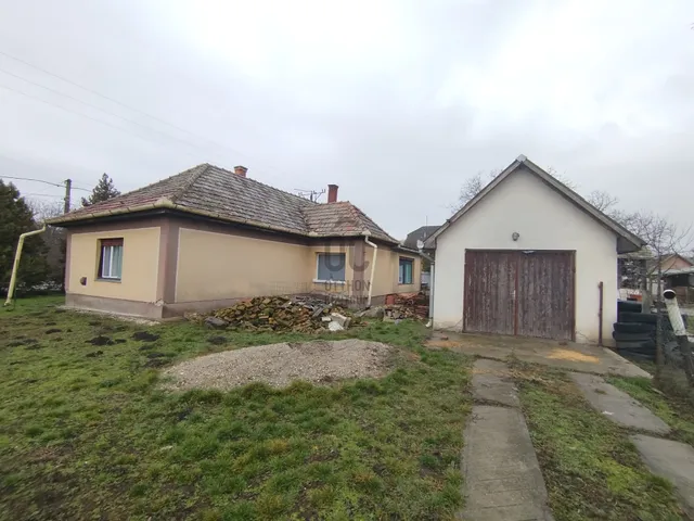 Eladó ház Abony 80 nm