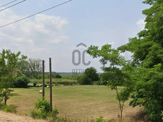 Eladó telek Tiszaföldvár 7789 nm